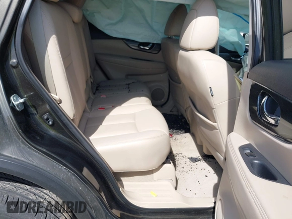 2015 Nissan Rogue SL with VIN 5N1AT2MV9FC813059, listed as a IAAI auction lot 42096904 with 121,494 mi miles and . Bid and sale history available at carsss.com. Image 8.