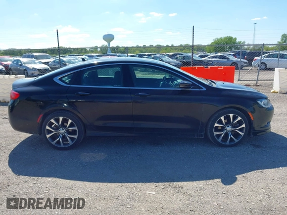 2015 Chrysler 200 C z VIN 1C3CCCEG9FN542855, wystawiony jako IAAI lot #42216833 z przebiegiem 99 587 mil mil oraz . Historia ofert i sprzedaży dostępna na DreamBid. Obrazek 13.
