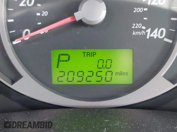 2005 Hyundai Tucson GLS with VIN KM8JN72D15U082153, listed as a IAAI auction lot 42150901 with 209,250 mi miles. Bid and sale history available at carsss.com. Image 7.