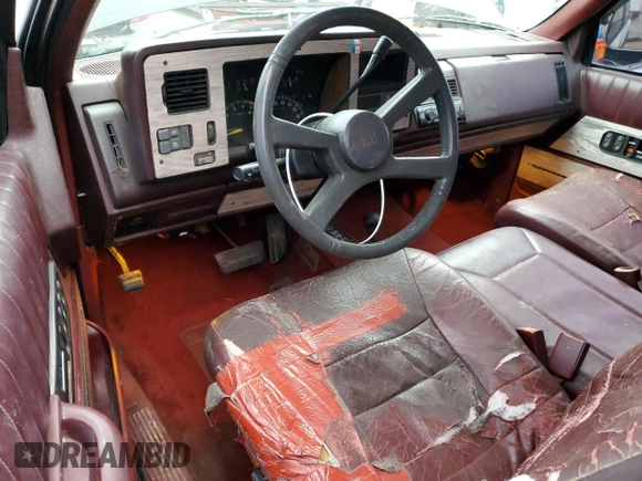 1994 GMC Sierra 1500 with VIN 2GDEK19K2R1544894, listed as a Copart auction lot 81806224 with 208,213 mi miles and Clean Title. Bid and sale history available at DreamBid. Image 8.
