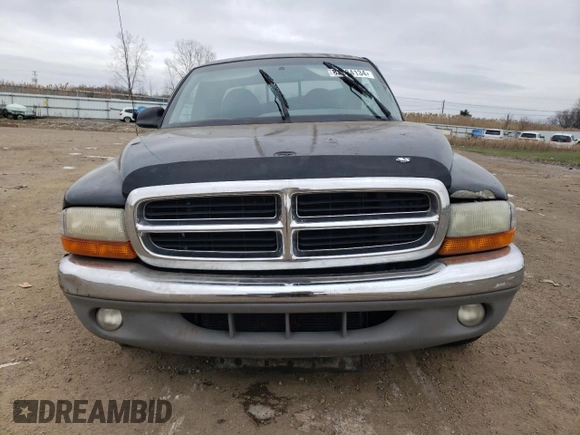 1997 Dodge Dakota with VIN 1B7GL23X5VS208252, listed as a Copart auction lot 82584134 with 152,633 mi miles and Salvage Title. Bid and sale history available at carsss.com. Image 5.