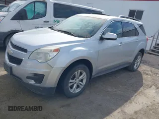 2015 Chevrolet Equinox LT with VIN 2GNALBEK6F6404042, listed as a IAAI auction lot 41904744 with Not Provided miles. Bid and sale history available at carsss.com. Image 2.