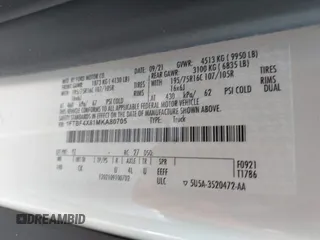 2021 Ford Transit Cargo z VIN 1FTBF4X81MKA80705, wystawiony jako IAAI lot #41929575 z przebiegiem Nie podano mil oraz . Historia ofert i sprzedaży dostępna na DreamBid. Obrazek 9.