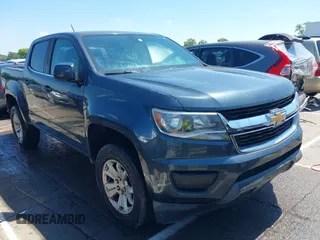 2019 Chevrolet Colorado 2WD LT z VIN 1GCGSCEN9K1110461, wystawiony jako IAAI lot #42235068 z przebiegiem 113 953 mil mil oraz . Historia ofert i sprzedaży dostępna na DreamBid. Obrazek 1.