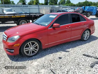 2013 Mercedes-Benz C 250 Sport с VIN WDDGF4HB1DR289701, выставлен на аукционе Copart как лот 64583045 с пробегом 134 153 миль миль и Чистый • Clean title. История ставок и продаж доступна на DreamBid. Изображение 1.