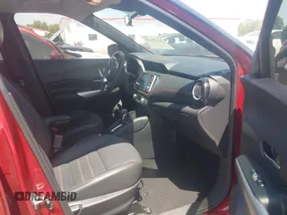 2020 Nissan Kicks SR z VIN 3N1CP5DV7LL537888, wystawiony jako IAAI lot #42156224 z przebiegiem 44 844 mil mil oraz . Historia ofert i sprzedaży dostępna na DreamBid. Obrazek 5.