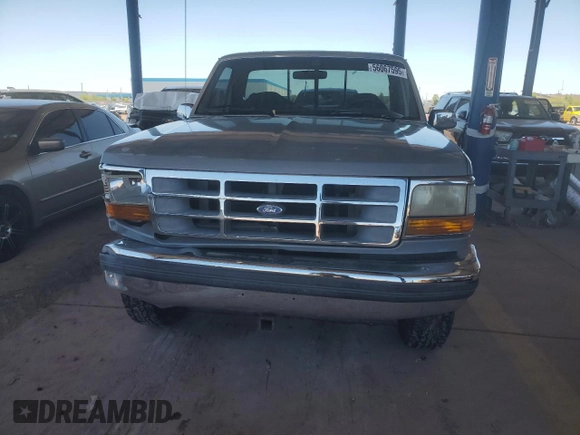 1992 Ford F-250 с VIN 1FTEF25N1NPB08128, выставлен на аукционе Copart как лот 56067595 с пробегом Не указан миль и Списание • Salvage title. История ставок и продаж доступна на DreamBid. Изображение 5.
