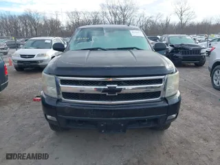 2007 Chevrolet Silverado 1500 LTZ with VIN 2GCEK13YX71690006, listed as a IAAI auction lot 41335272 with 249,949 mi miles. Bid and sale history available at carsss.com. Image 12.