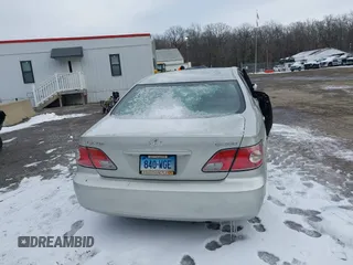2004 Lexus ES 350 with VIN JTHBA30G145025601, listed as a IAAI auction lot 41352233 with 220,258 mi miles and . Bid and sale history available at DreamBid. Image 15.