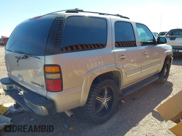 2004 Chevrolet Tahoe LS z VIN 1GNEC13Z14R286866, wystawiony jako IAAI lot #41957346 z przebiegiem 262 316 mil mil oraz . Historia ofert i sprzedaży dostępna na DreamBid. Obrazek 4.