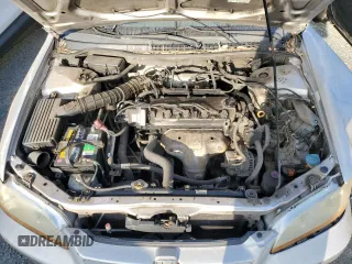 1998 Honda Accord EX z VIN 1HGCG555XWA040830, wystawiony jako Copart lot #74704554 z przebiegiem 253 788 mil mil oraz Szkoda całkowita • Salvage title. Historia ofert i sprzedaży dostępna na DreamBid. Obrazek 12.