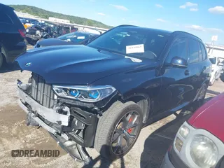 2021 BMW X5 M50i with VIN 5UXJU4C08M9G07925, listed as a IAAI auction lot 40439065 with 20,972 mi miles. Bid and sale history available at carsss.com. Image 18.