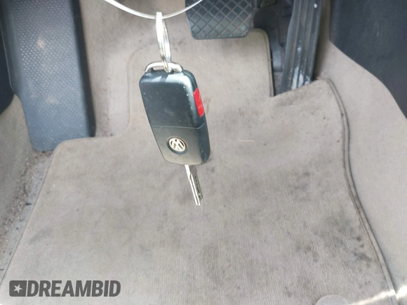2013 Volkswagen Jetta SE с VIN 3VWDX7AJ0DM230540, выставлен на аукционе IAAI как лот 42655123 с пробегом 157 950 миль миль и . История ставок и продаж доступна на DreamBid. Изображение 11.