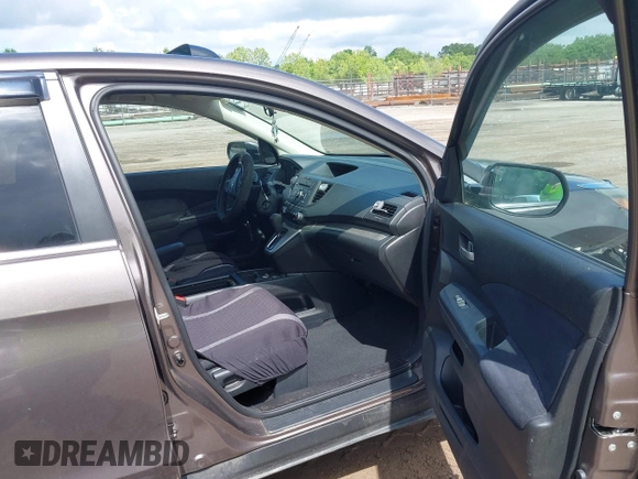 2014 Honda CR-V EX z VIN 2HKRM4H58EH621063, wystawiony jako IAAI lot #42253838 z przebiegiem 119 046 mil mil oraz . Historia ofert i sprzedaży dostępna na DreamBid. Obrazek 5.