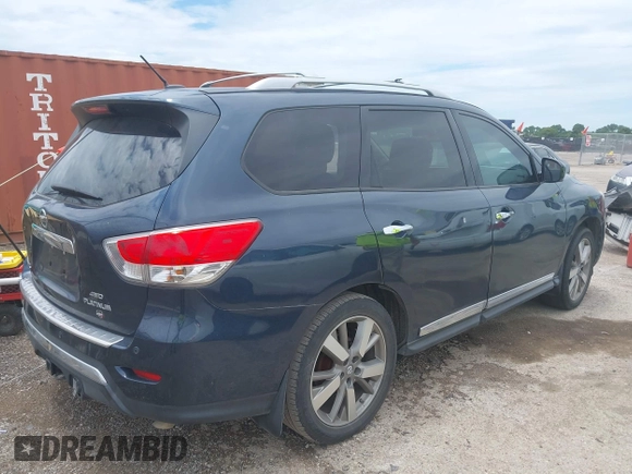 2014 Nissan Pathfinder S with VIN 5N1AR2MM8EC626657, listed as a IAAI auction lot 42655040 with 151,352 mi miles and . Bid and sale history available at DreamBid. Image 4.