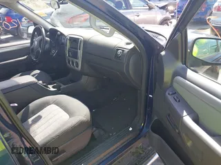 2005 Mercury Mountaineer Convenience z VIN 4M2ZU86K75UJ02554, wystawiony jako IAAI lot #42071767 z przebiegiem 224 432 mil mil oraz . Historia ofert i sprzedaży dostępna na DreamBid. Obrazek 5.