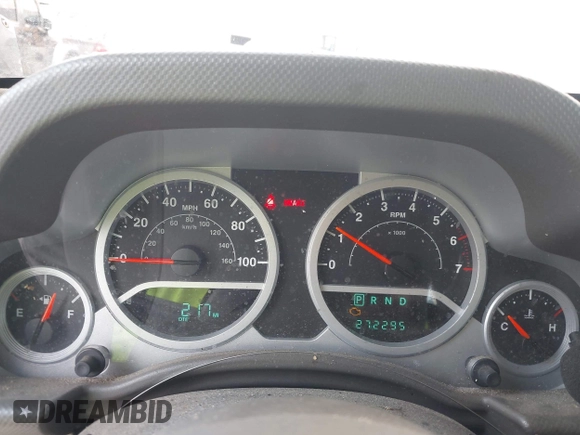 2008 Jeep Wrangler Unlimited Sahara with VIN 1J4GB59198L619802, listed as a IAAI auction lot 42361793 with 272,295 mi miles and . Bid and sale history available at DreamBid. Image 7.