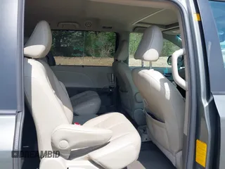 2012 Toyota Sienna XLE AAS z VIN 5TDYK3DC0CS221618, wystawiony jako IAAI lot #41983806 z przebiegiem 200 851 mil mil oraz . Historia ofert i sprzedaży dostępna na DreamBid. Obrazek 8.