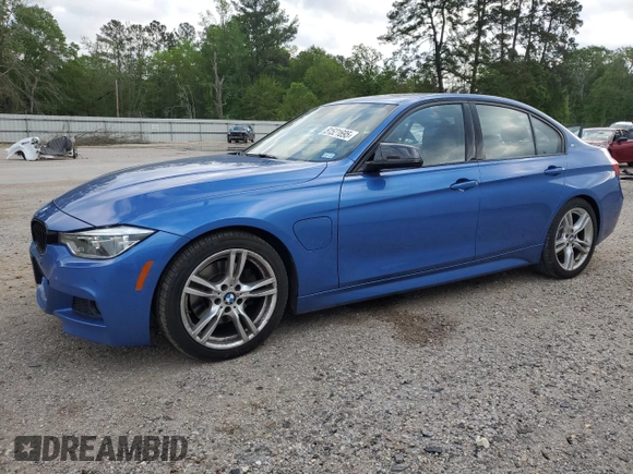 2018 BMW 3 Series 330e iPerformance with VIN WBA8E1C56JA177842, listed as a Copart auction lot 51521695 with 80,665 mi miles and Salvage Title. Bid and sale history available at carsss.com. Image 1.