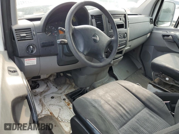 2010 Freightliner Sprinter with VIN WDYPE8CC9A5453031, listed as a Copart auction lot 67981854 with 134,144 mi miles and Clean Title. Bid and sale history available at DreamBid. Image 8.