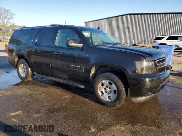 2010 Chevrolet Suburban LT with VIN 1GNUCJE08AR190304, listed as a Copart auction lot 89260035 with 291,342 mi miles and Salvage Title. Bid and sale history available at carsss.com. Image 4.