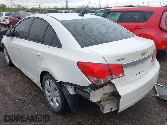 2014 Chevrolet Cruze LS with VIN 1G1PA5SH0E7145168, listed as a IAAI auction lot 41957410 with 151,422 mi miles and . Bid and sale history available at DreamBid. Image 3.