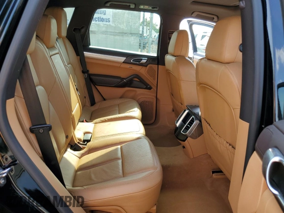 2014 Porsche Cayenne Diesel with VIN WP1AF2A2XELA38256, listed as a Copart auction lot 62299895 with 149,746 mi miles and Salvage title. Bid and sale history available at DreamBid. Image 11.