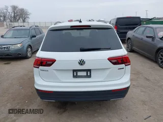 2021 Volkswagen Tiguan S z VIN 3VV0B7AX5MM071469, wystawiony jako IAAI lot #41716496 z przebiegiem 38 213 mil mil oraz . Historia ofert i sprzedaży dostępna na DreamBid. Obrazek 16.