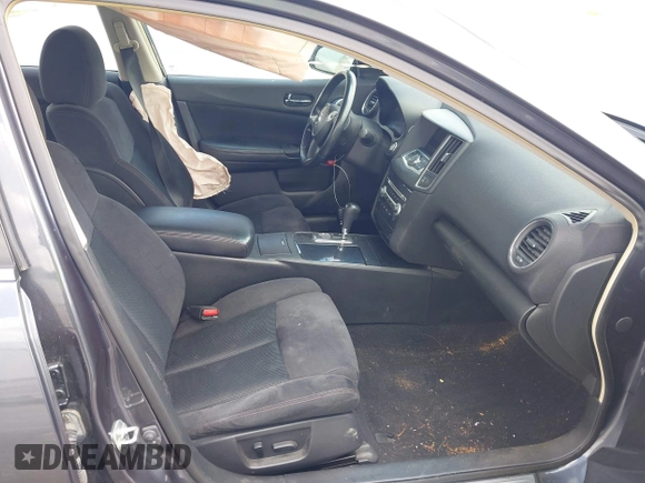 2013 Nissan Maxima SV z VIN 1N4AA5AP2DC831021, wystawiony jako IAAI lot #42255349 z przebiegiem 143 373 mil mil oraz . Historia ofert i sprzedaży dostępna na DreamBid. Obrazek 5.