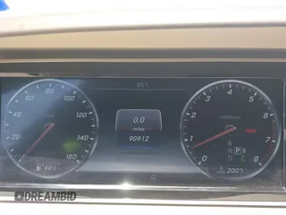 2015 Mercedes-Benz S 550 z VIN WDDUG8CB9FA171282, wystawiony jako IAAI lot #42096577 z przebiegiem 90 912 mil mil oraz . Historia ofert i sprzedaży dostępna na DreamBid. Obrazek 7.
