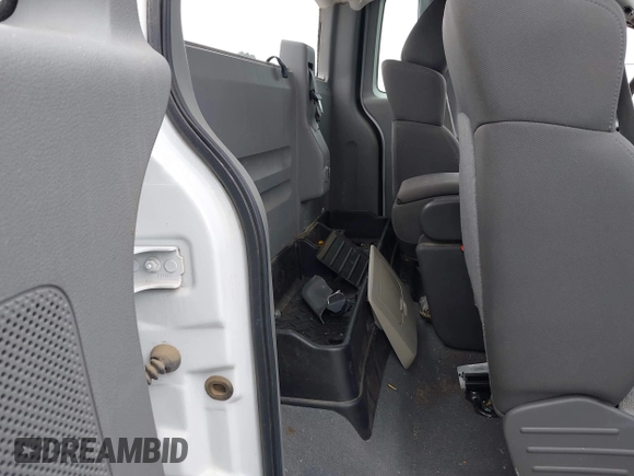2006 Ford F-150 XL with VIN 1FTRF12W56NB39551, listed as a IAAI auction lot 41317862 with 99,429 mi miles and . Bid and sale history available at DreamBid. Image 8.