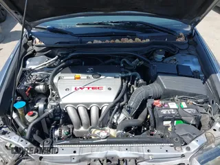 2005 Acura TSX with VIN JH4CL969X5C029525, listed as a IAAI auction lot 42074878 with 165,106 mi miles and . Bid and sale history available at carsss.com. Image 10.