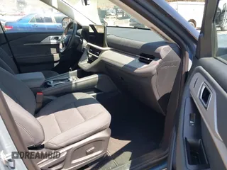 2025 Ford Explorer Active with VIN 1FMUK7DH3SGB03603, listed as a IAAI auction lot 41991711 with 2,071 mi miles and . Bid and sale history available at DreamBid. Image 5.