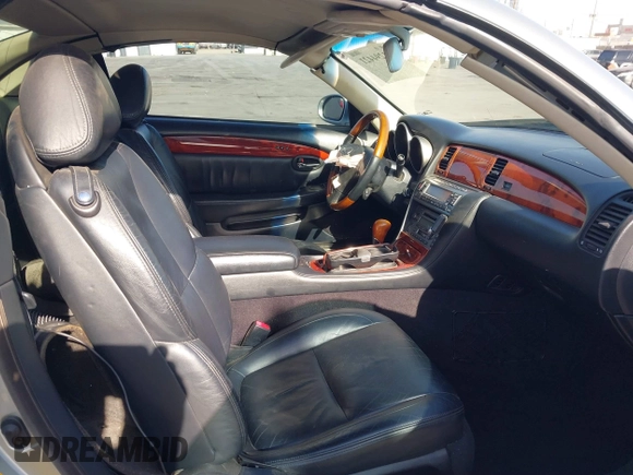 2003 Lexus SC 430 with VIN JTHFN48YX30040084, listed as a IAAI auction lot 41294421 with 121,240 mi miles and . Bid and sale history available at DreamBid. Image 5.