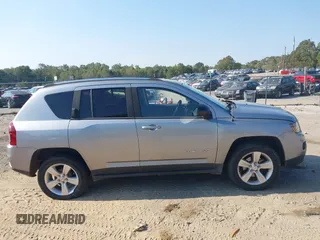 2015 Jeep Compass Sport with VIN 1C4NJCBB5FD110725, listed as a IAAI auction lot 40506090 with 132,207 mi miles. Bid and sale history available at carsss.com. Image 14.