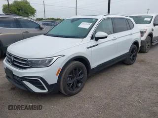 2022 Volkswagen Tiguan SE с VIN 3VV2B7AX7NM085058, выставлен на аукционе IAAI как лот 42135479 с пробегом 45 636 миль миль и . История ставок и продаж доступна на DreamBid. Изображение 2.