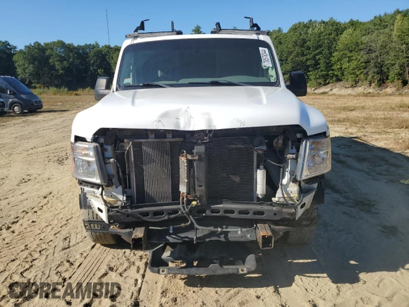 2018 Nissan NV Cargo S z VIN 1N6BF0KM4JN809929, wystawiony jako Copart lot #70578344 z przebiegiem 141 309 mil mil oraz Szkoda całkowita • Salvage title. Historia ofert i sprzedaży dostępna na DreamBid. Obrazek 5.