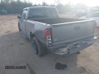 2006 Chevrolet Silverado 1500 LT1 with VIN 1GCEC19T36Z161348, listed as a IAAI auction lot 41433096 with 125,807 mi miles and . Bid and sale history available at DreamBid. Image 3.
