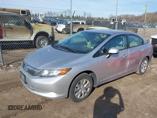 2012 Honda Civic LX с VIN 19XFB2F51CE012186, выставлен на аукционе IAAI как лот 41761074 с пробегом 107 789 миль миль и . История ставок и продаж доступна на DreamBid. Изображение 17.