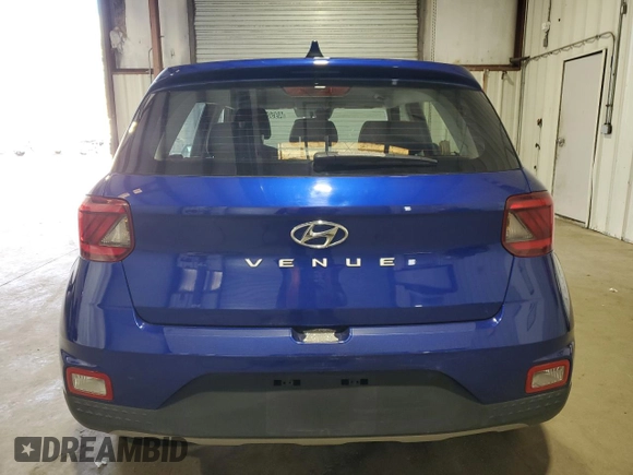 2022 Hyundai Venue SE z VIN KMHRB8A38NU141547, wystawiony jako Copart lot #49505085 z przebiegiem 25 347 mil mil oraz Czysty tytuł • Clean title. Historia ofert i sprzedaży dostępna na DreamBid. Obrazek 6.