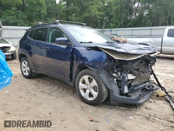 2020 Jeep Compass Latitude with VIN 3C4NJCBB6LT141553, listed as a Copart auction lot 61432225 with 87,151 mi miles and Non repairable. Bid and sale history available at DreamBid. Image 4.