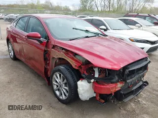 2017 Ford Fusion SE with VIN 3FA6P0H73HR178154, listed as a IAAI auction lot 42105268 with 220,919 mi miles and . Bid and sale history available at carsss.com. Image 1.