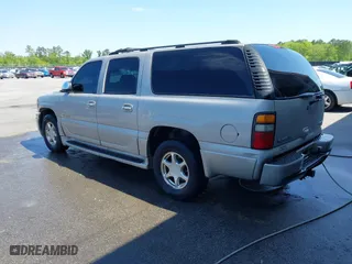 2004 GMC Yukon XL Denali with VIN 1GKFK66U24J283006, listed as a IAAI auction lot 42003275 with 348,268 mi miles. Bid and sale history available at carsss.com. Image 3.