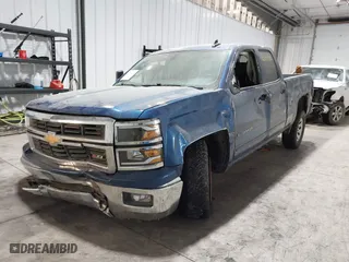 2015 Chevrolet Silverado 1500 LT with VIN 1GCVKREC3FZ197662, listed as a IAAI auction lot 41304768 with 157,074 mi miles. Bid and sale history available at carsss.com. Image 17.