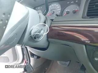 2003 Mercury Grand Marquis LS Premium z VIN 2MEFM75W83X631023, wystawiony jako IAAI lot #42227245 z przebiegiem 114 235 mil mil oraz . Historia ofert i sprzedaży dostępna na DreamBid. Obrazek 11.