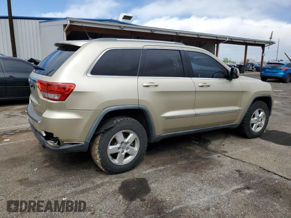 2011 Jeep Grand Cherokee Laredo with VIN 1J4RR4GG3BC641016, listed as a Copart auction lot 51538085 with 62,912 mi miles and Salvage Title. Bid and sale history available at carsss.com. Image 3.