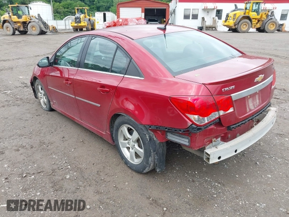 2014 Chevrolet Cruze 1LT z VIN 1G1PC5SB1E7191629, wystawiony jako IAAI lot #42341440 z przebiegiem 109 596 mil mil oraz . Historia ofert i sprzedaży dostępna na DreamBid. Obrazek 3.