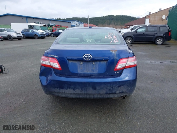 2011 Toyota Camry LE with VIN 4T1BF3EK0BU593773, listed as a IAAI auction lot 42033117 with 187,778 mi miles. Bid and sale history available at carsss.com. Image 16.