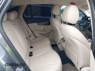 2017 Mercedes-Benz GLC 300 с VIN WDC0G4JB9HV011882, выставлен на аукционе IAAI как лот 42142275 с пробегом 54 770 миль миль и . История ставок и продаж доступна на DreamBid. Изображение 8.