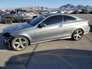 2015 Mercedes-Benz C 350 with VIN WDDGJ8JBXFG442509, listed as a Copart auction lot 73340614 with 106,364 mi miles and Salvage title. Bid and sale history available at DreamBid. Image 1.